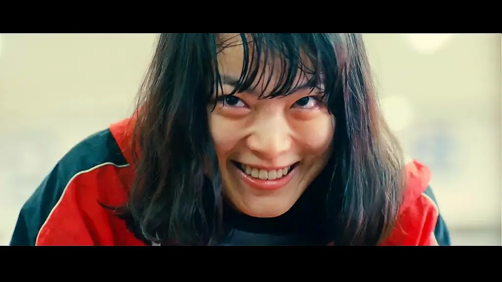 千玗嬉挑戰「毒癮少女」，掙扎的模樣十分駭人。