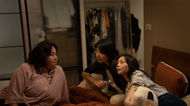 老娘才47歲！Netflix《拜六禮拜》為什麼讓無數女性破防？三個熟齡女性的真實告白，誰說我們就該認命？