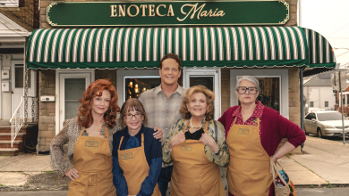 Netflix《母愛食堂》劇情 & 評論：真人真事改編，文斯范恩與一群阿嬤開餐廳的溫馨故事