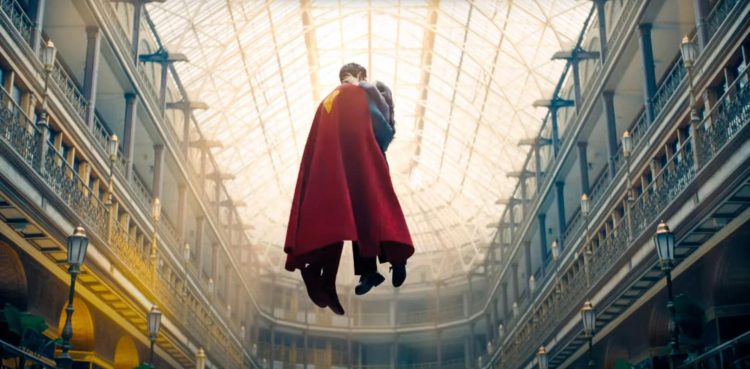 《超人》預告看點與彩蛋全解析：反派「工程師」與「魔超人」是誰？DC 宇宙可能導入多元宇宙概念？