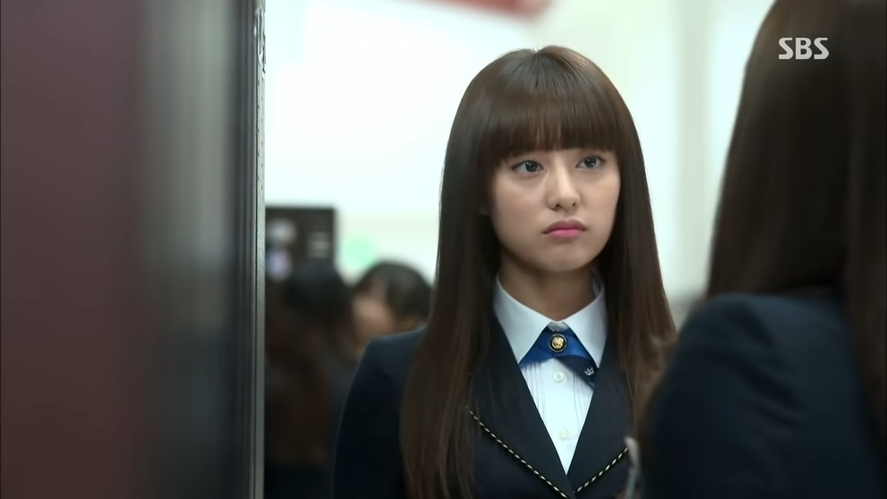 金智媛出演《繼承者們》後人氣飆升